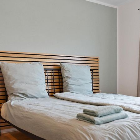 Zentrale Wohnung 3 Zimmer 24H Check In 基尔 外观 照片