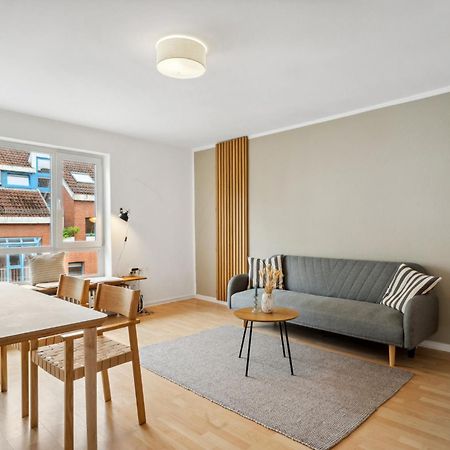 Zentrale Wohnung 3 Zimmer 24H Check In 基尔 外观 照片